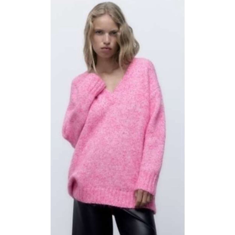 Zara Candy Pink Knit V-neck Sweater Size S✨
